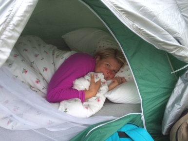 Hilde i telt